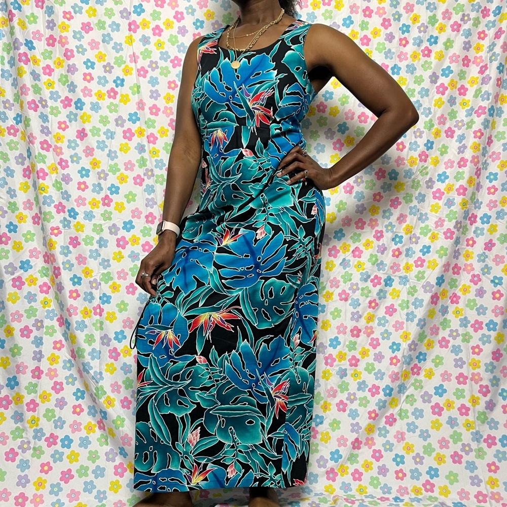 monstera leaf and birds of paradise dress. Vintage made in Hawaii. Size 12.